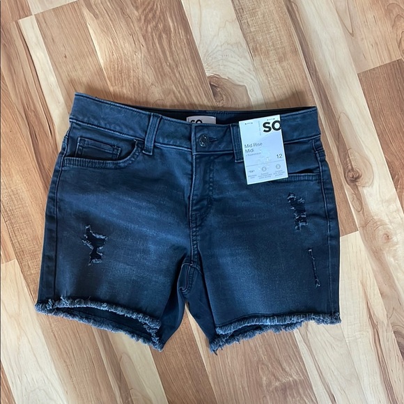 SO Other - SO Mid Rise Midi Super Stretch Black Denim Shorts - Size 12